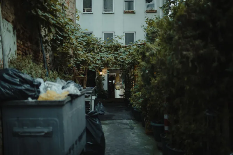 Paper Over Pixels: Why the Underground Is Betting on Analog Caches Again